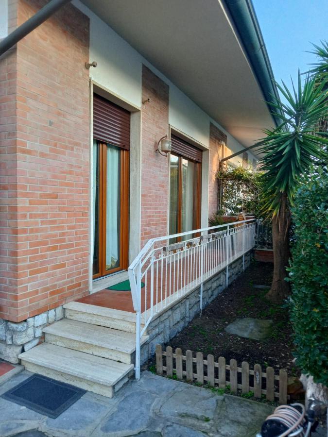 Vacanze A Viareggio Luaran gambar